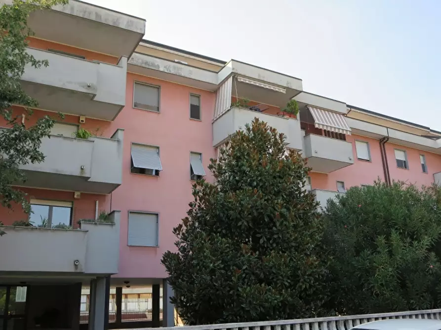 Immagine 20 di Appartamento in vendita  a Nova Milanese