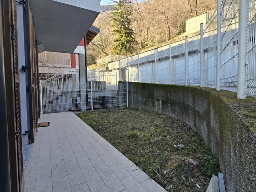 Immagine 24 di Appartamento in vendita  a Oliveto Lario