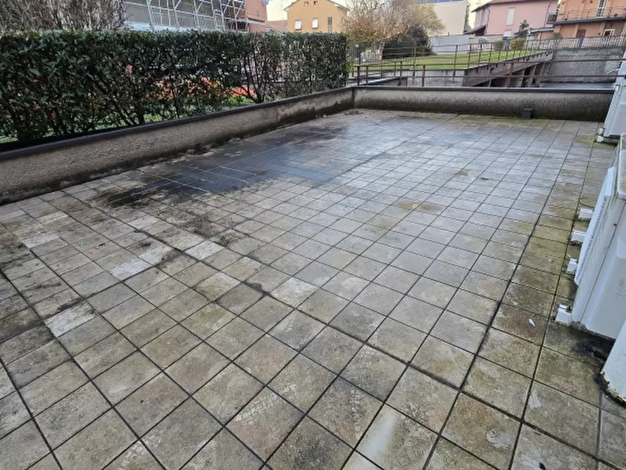 Immagine 12 di Locale commerciale in vendita  a Nova Milanese