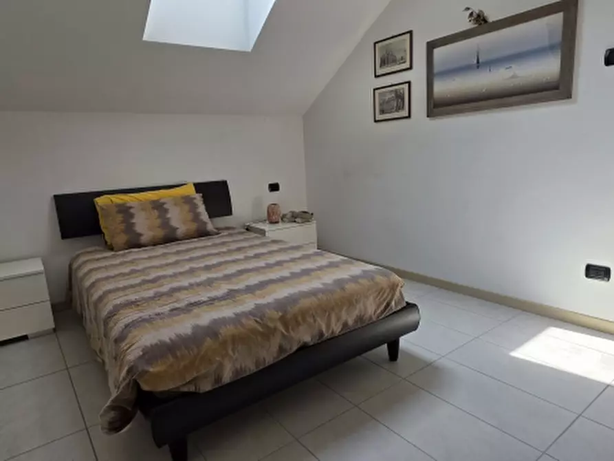 Immagine 18 di Appartamento in vendita  a Varedo