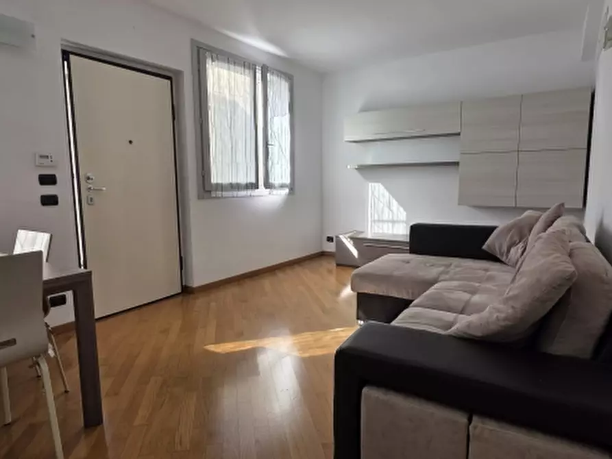 Immagine 3 di Appartamento in vendita  a Seregno