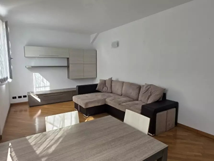 Immagine 4 di Appartamento in vendita  a Seregno