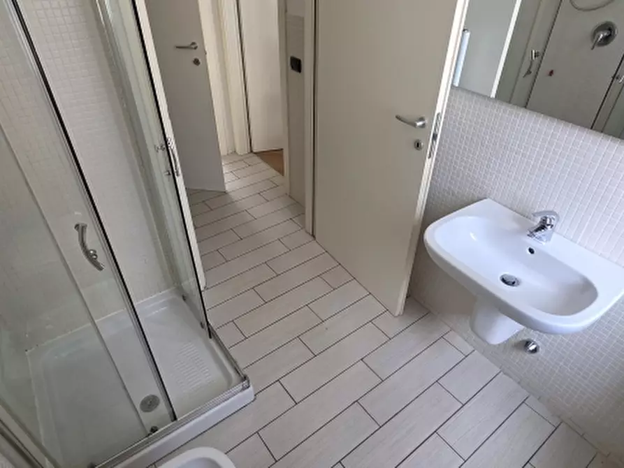 Immagine 10 di Appartamento in vendita  a Seregno