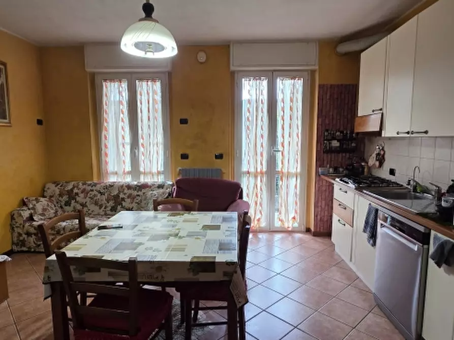 Immagine 5 di Appartamento in vendita  a Desio