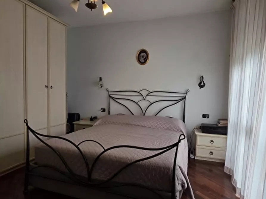 Immagine 9 di Appartamento in vendita  a Desio