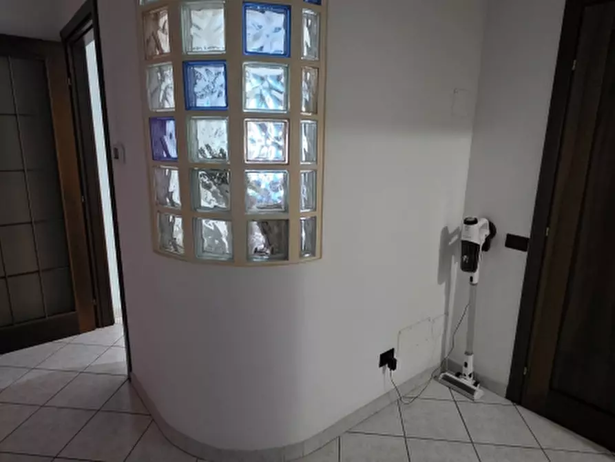 Immagine 19 di Appartamento in vendita  a Nova Milanese