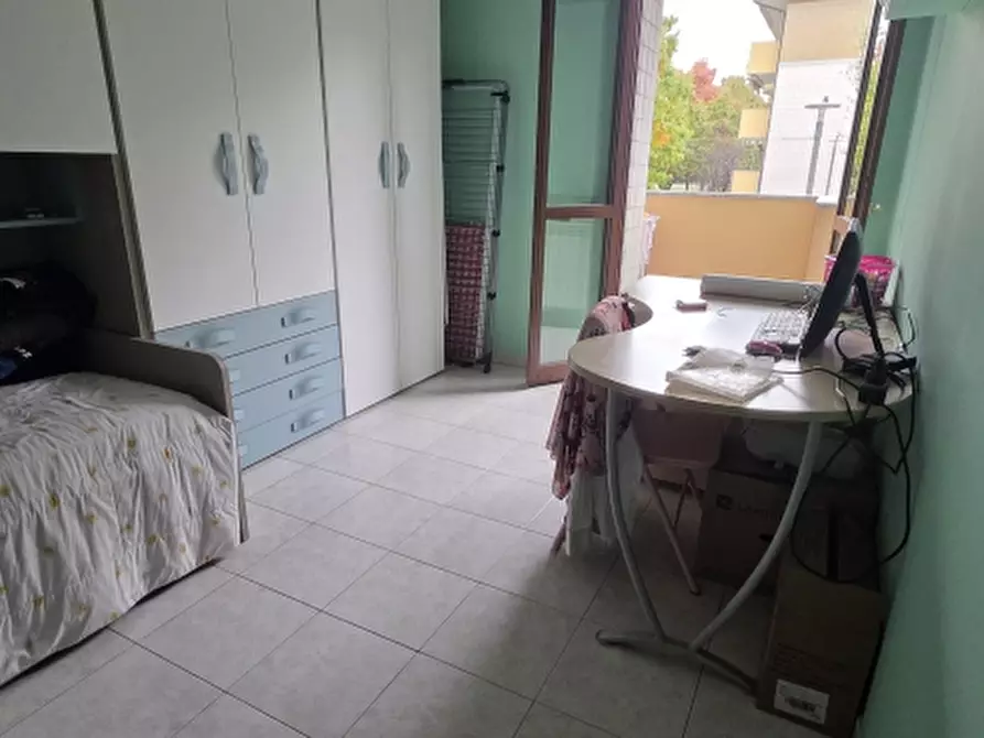 Immagine 17 di Appartamento in vendita  a Nova Milanese