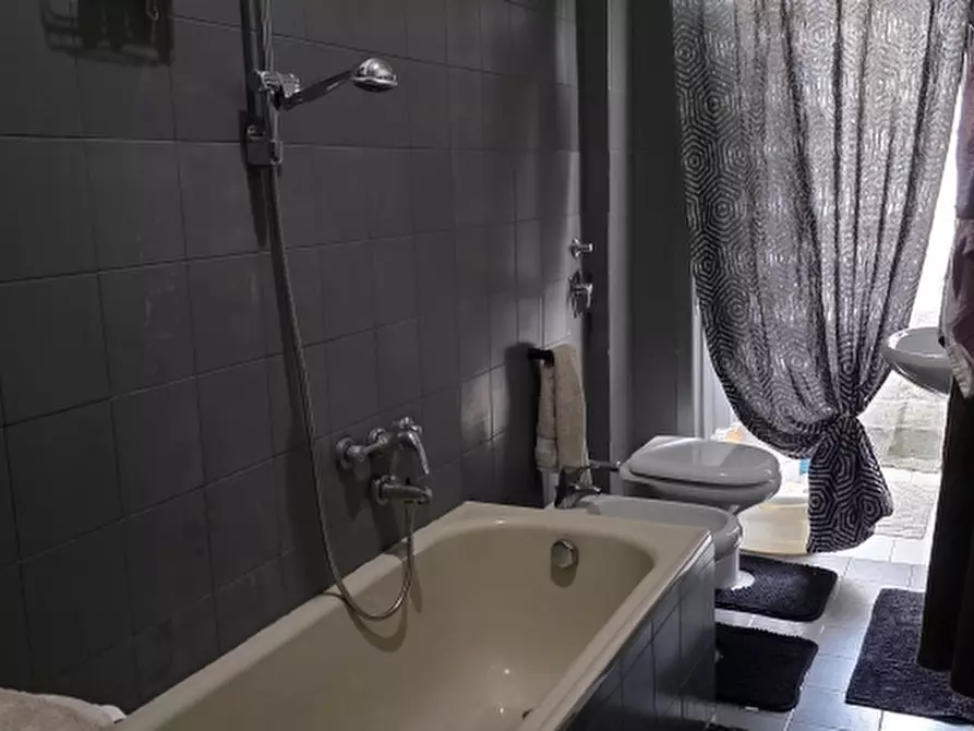 Immagine 11 di Appartamento in vendita  a Nova Milanese