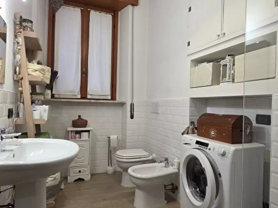 Immagine 6 di Monolocale in vendita  a Varedo