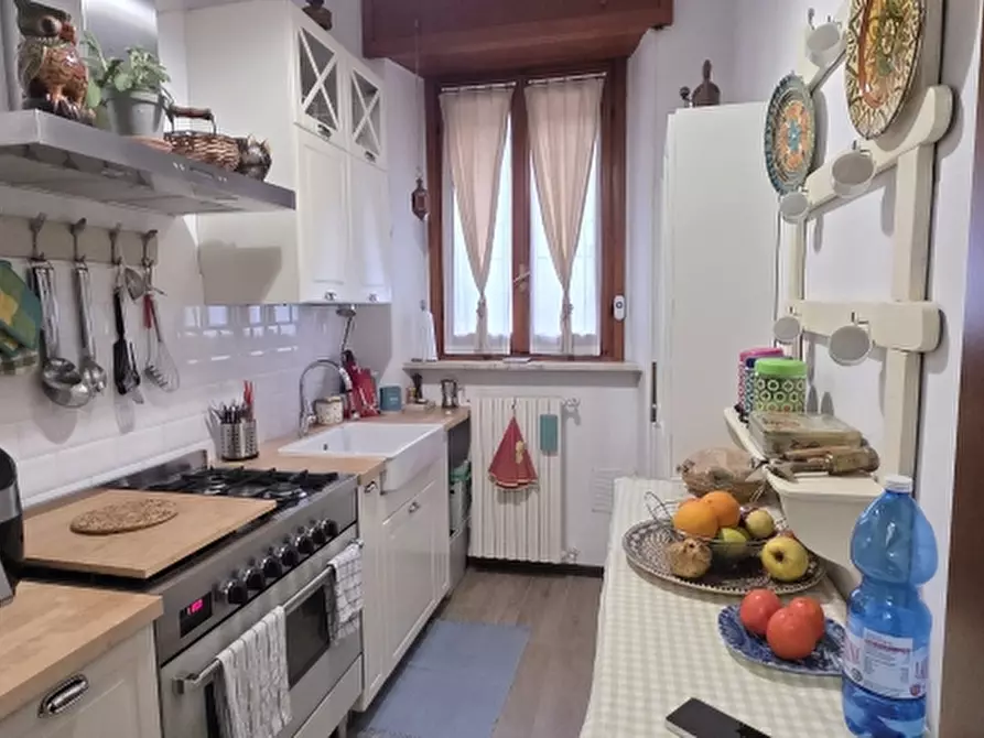 Immagine 9 di Monolocale in vendita  a Varedo