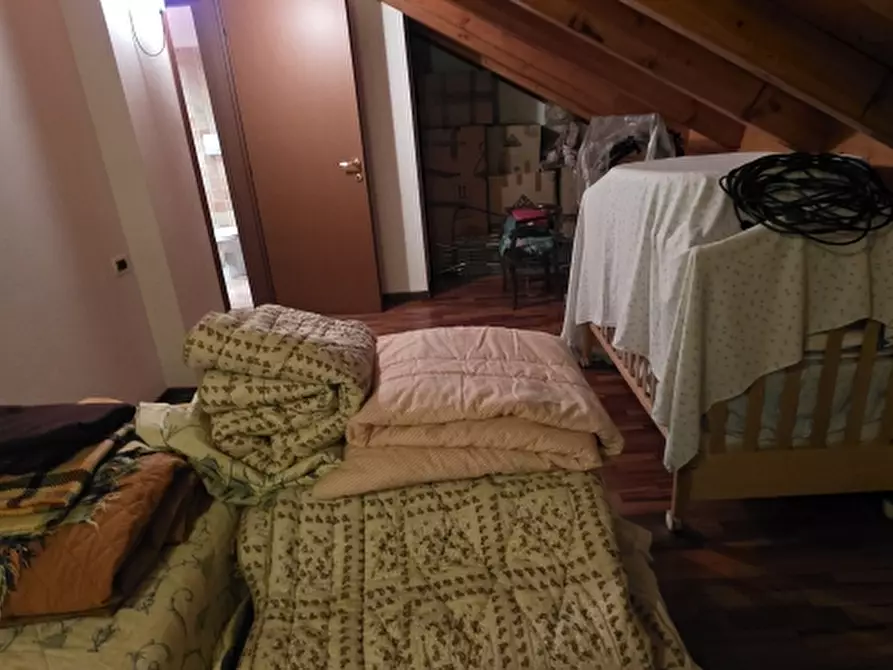 Immagine 12 di Villa in vendita  a Caglio