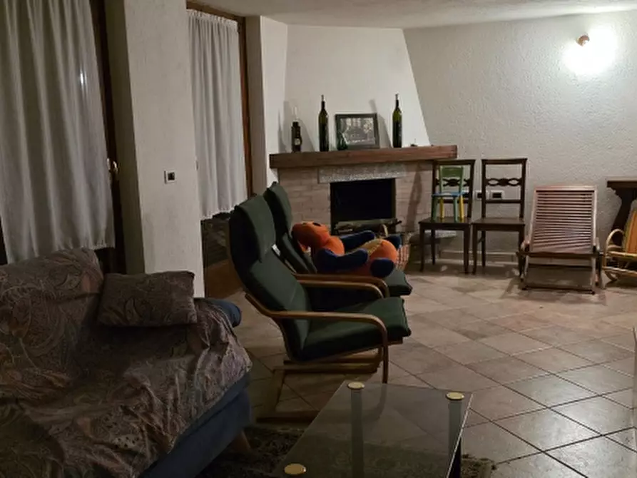 Immagine 17 di Villa in vendita  a Caglio