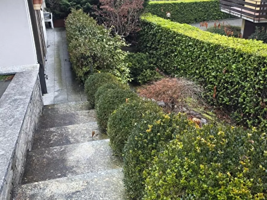 Immagine 23 di Villa in vendita  a Caglio