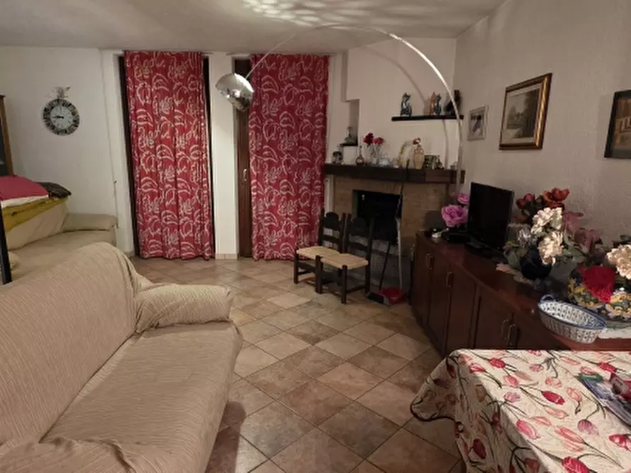 Immagine 6 di Villa in vendita  a Caglio