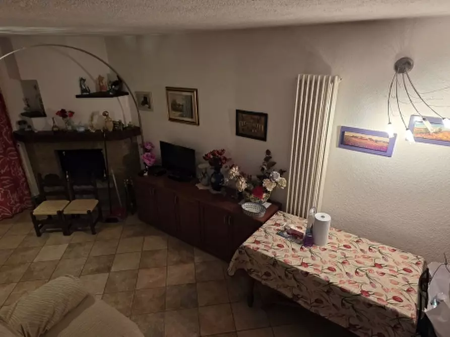 Immagine 5 di Villa in vendita  a Caglio