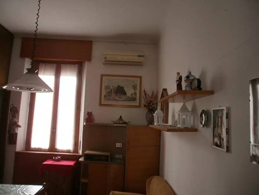 Immagine 2 di Appartamento in vendita  in via xx settembre 10 a Nova Milanese