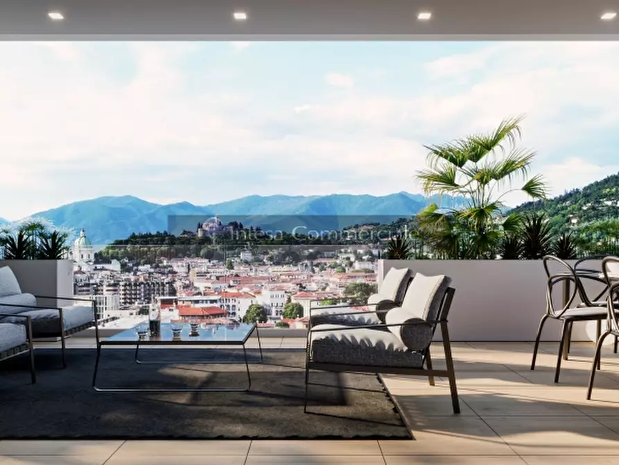 Immagine 1 di Attico in vendita  a Brescia