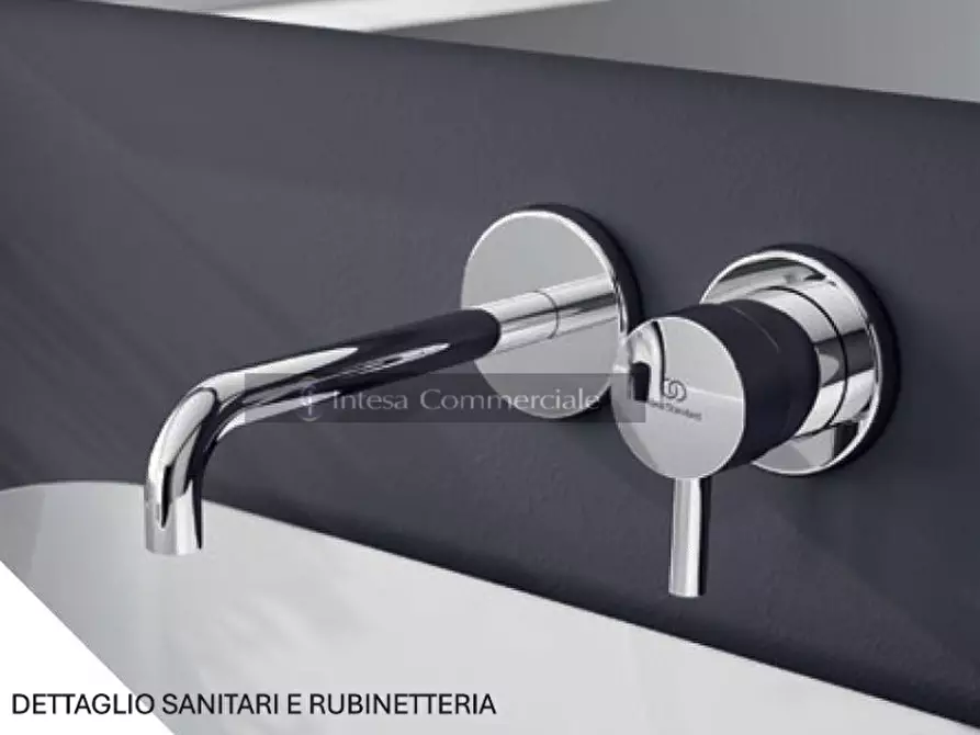 Immagine 32 di Appartamento in vendita  a Brescia