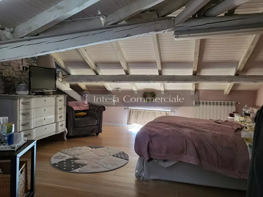 Immagine 15 di Villa in vendita  a Brescia