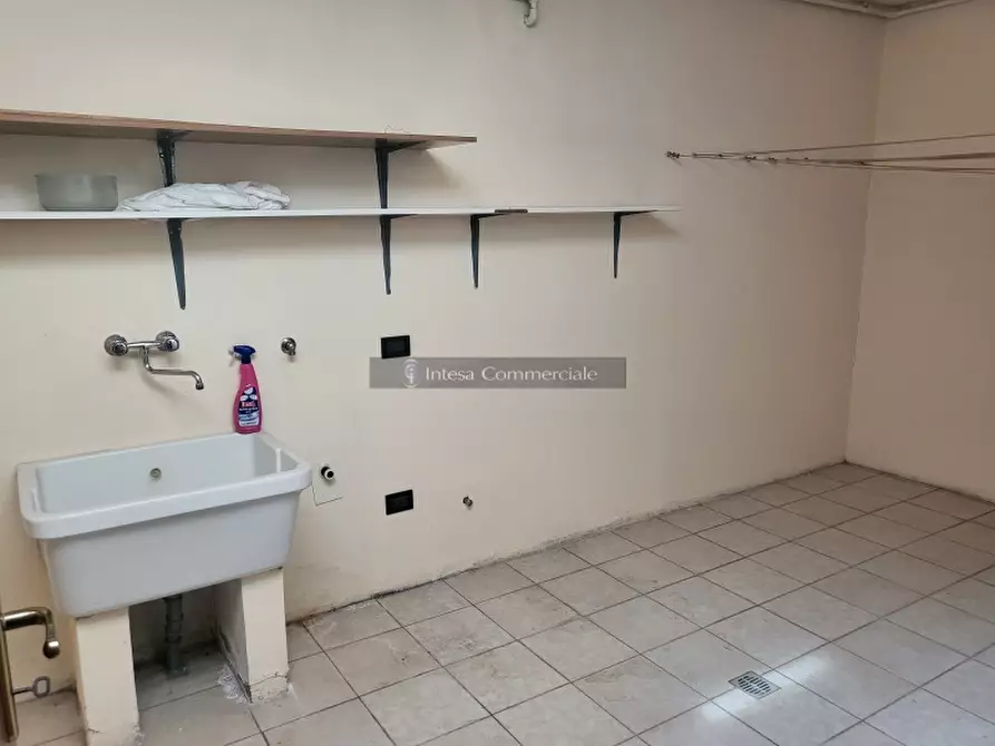 Immagine 22 di Villa in vendita  a Travagliato