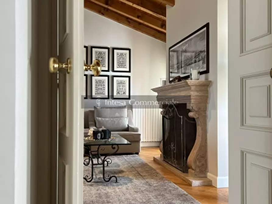 Immagine 8 di Attico in vendita  a Brescia