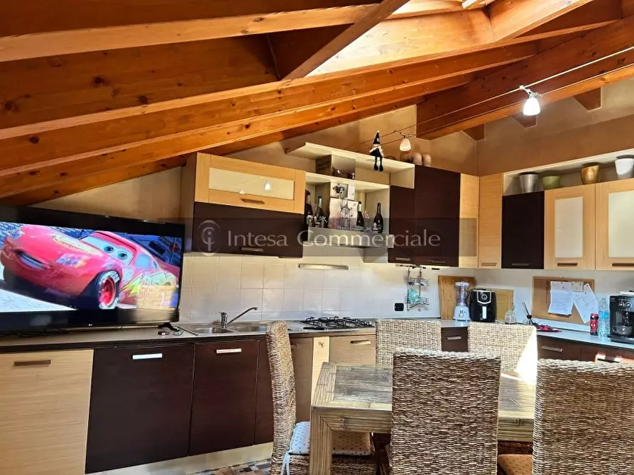 Immagine 5 di Appartamento in vendita  a Brescia