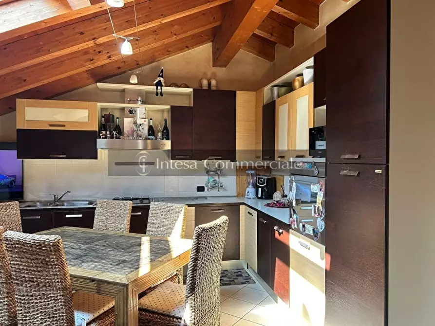 Immagine 8 di Appartamento in vendita  a Brescia