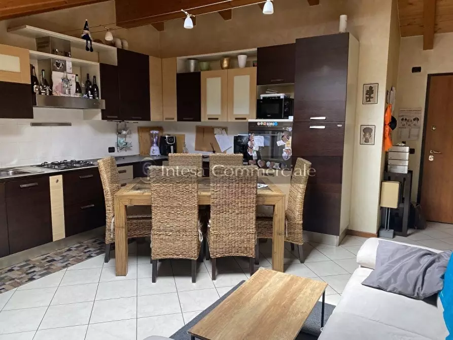 Immagine 2 di Appartamento in vendita  a Brescia