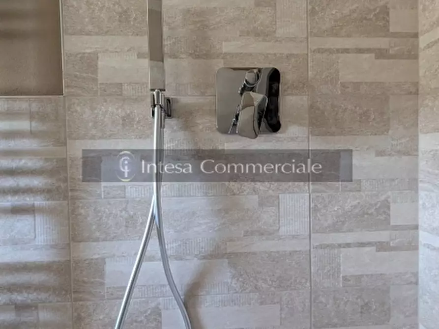 Immagine 12 di Appartamento in vendita  a Roncadelle