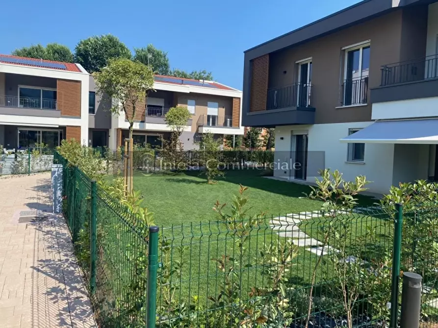 Immagine 8 di Appartamento in vendita  a Brescia