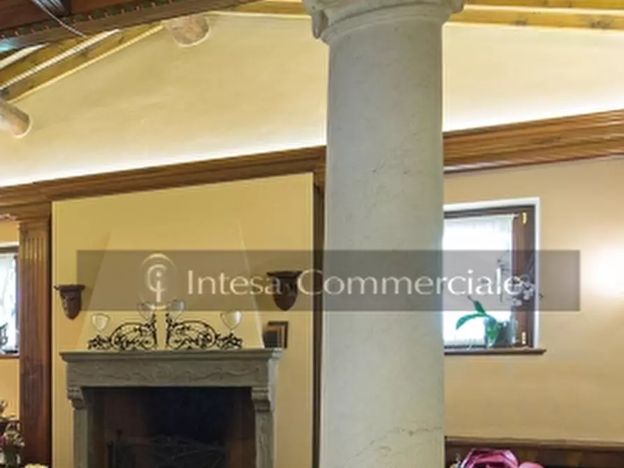 Immagine 5 di Appartamento in vendita  a Brescia