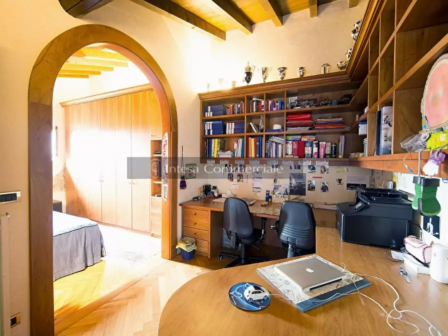 Immagine 31 di Appartamento in vendita  a Brescia