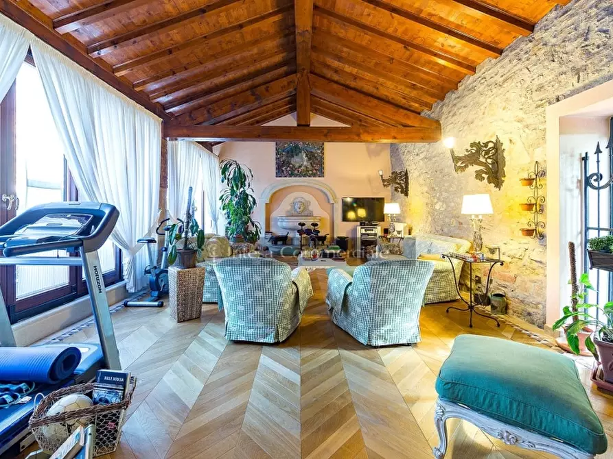 Immagine 10 di Appartamento in vendita  a Brescia