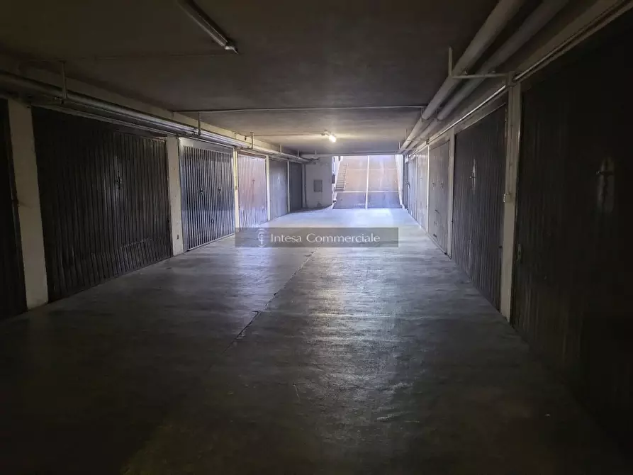 Immagine 1 di Magazzino in affitto  in VIA LAMARMORA a Brescia