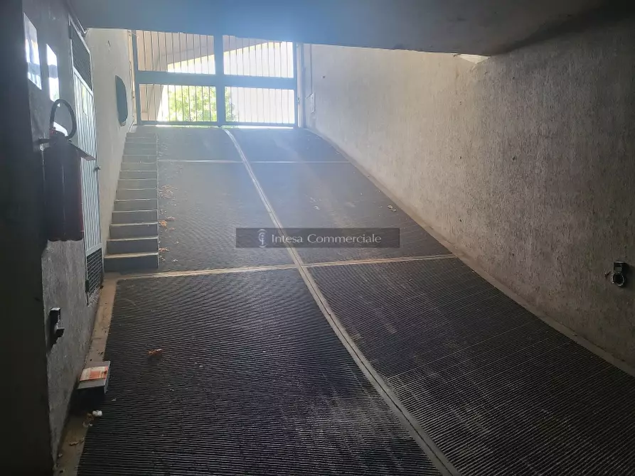 Immagine 2 di Magazzino in affitto  in VIA LAMARMORA a Brescia