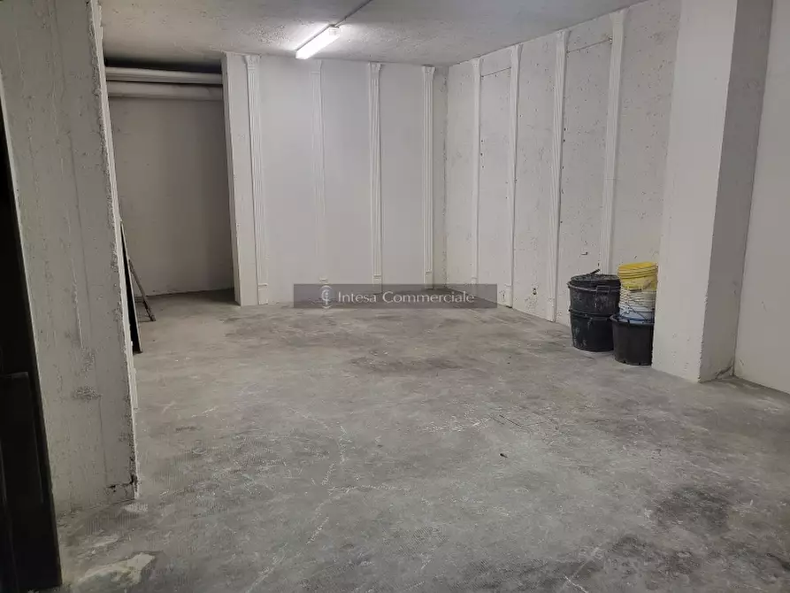 Immagine 7 di Magazzino in affitto  in VIA LAMARMORA a Brescia