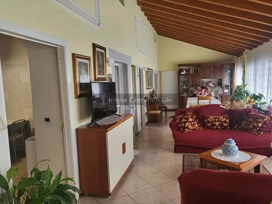 Immagine 22 di Appartamento in vendita  a Botticino