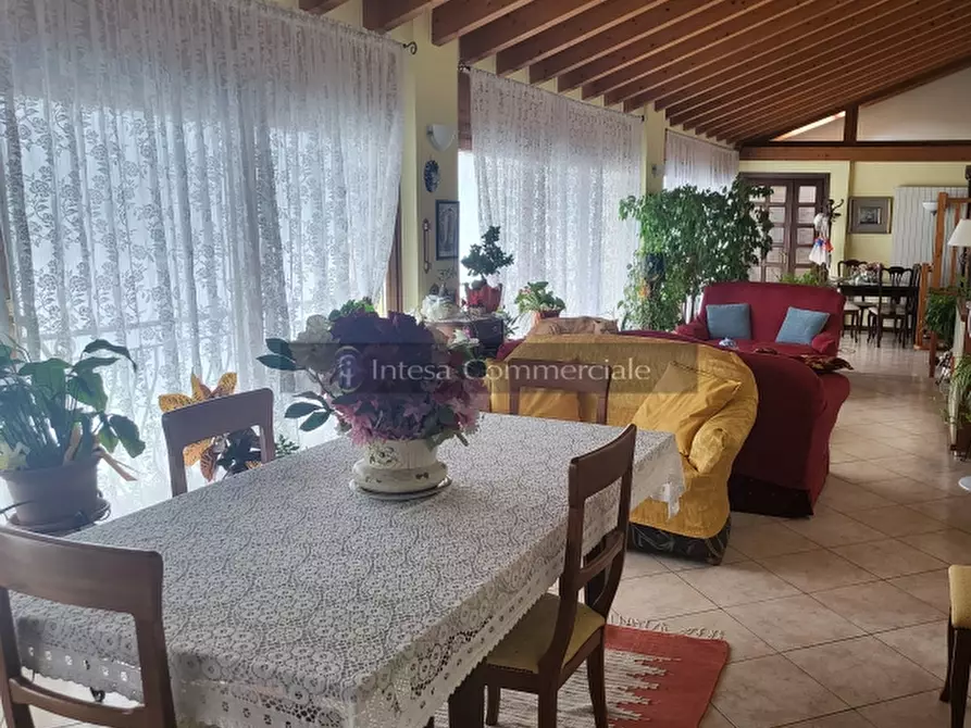 Immagine 21 di Appartamento in vendita  a Botticino