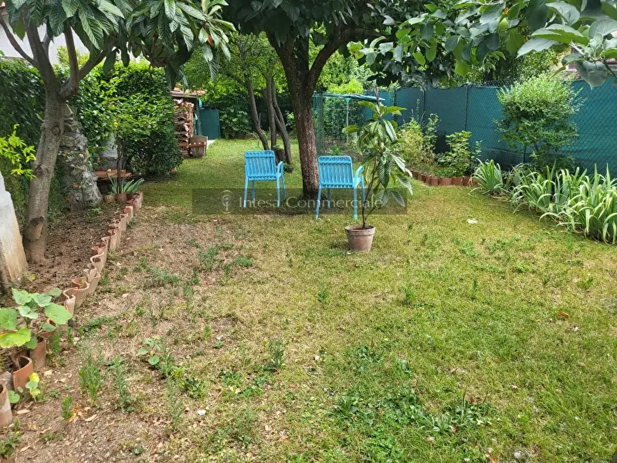 Immagine 10 di Appartamento in vendita  a Botticino