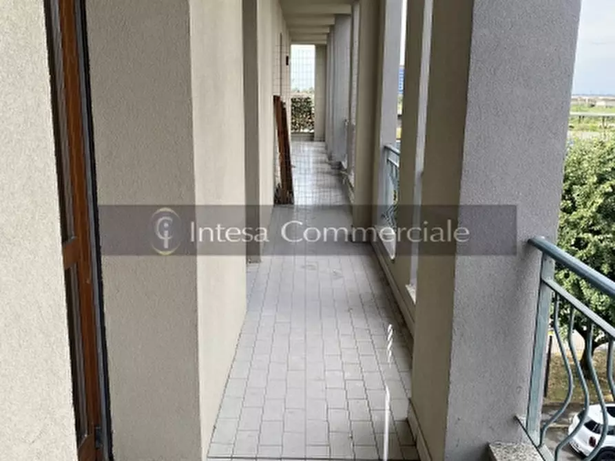 Immagine 5 di Appartamento in vendita  a Brescia