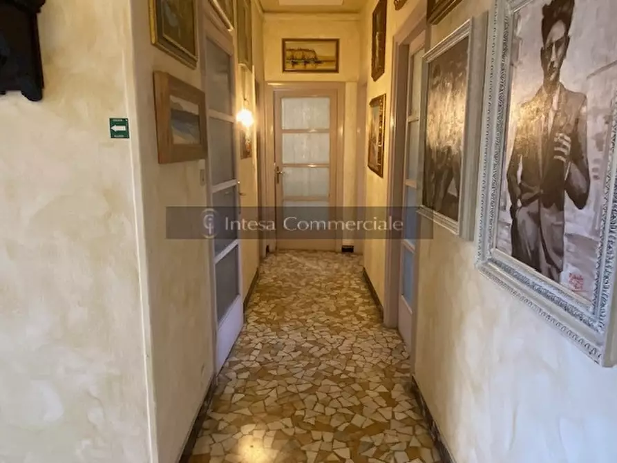 Immagine 6 di Ufficio in vendita  a Brescia