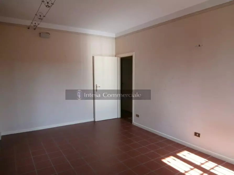 Immagine 8 di Appartamento in vendita  a Brescia