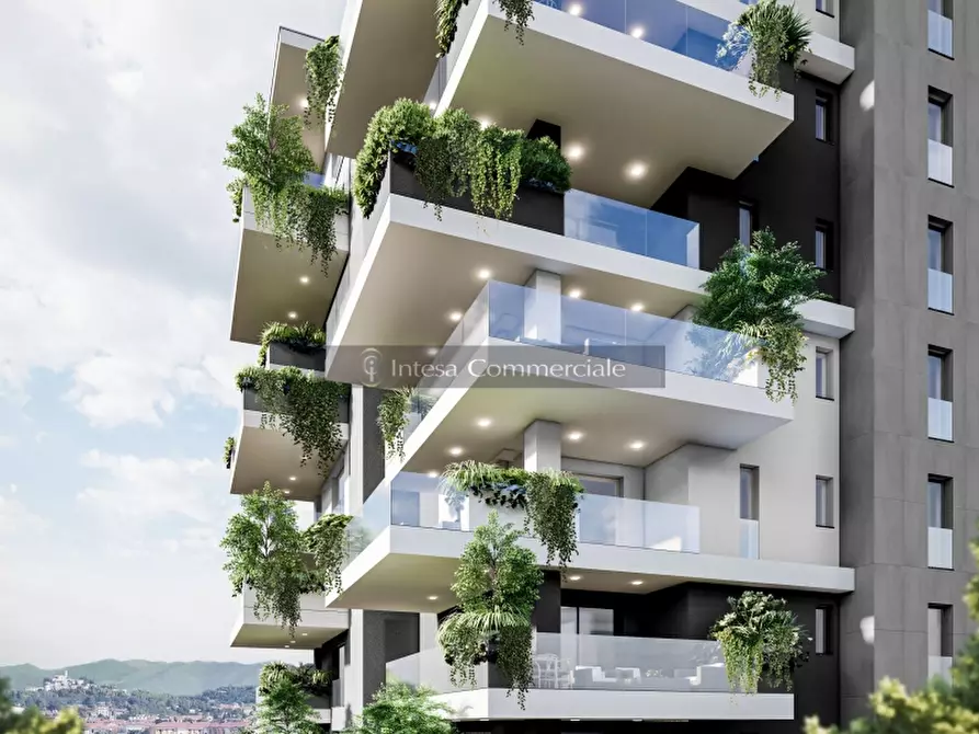 Immagine 5 di Appartamento in vendita  in VIA NENNI a Brescia