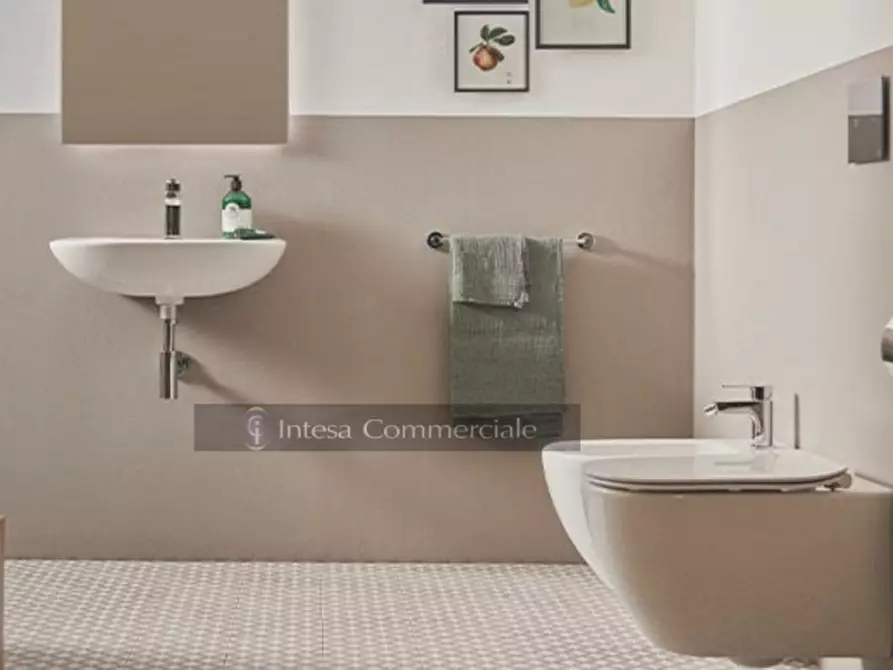 Immagine 8 di Appartamento in vendita  a Brescia