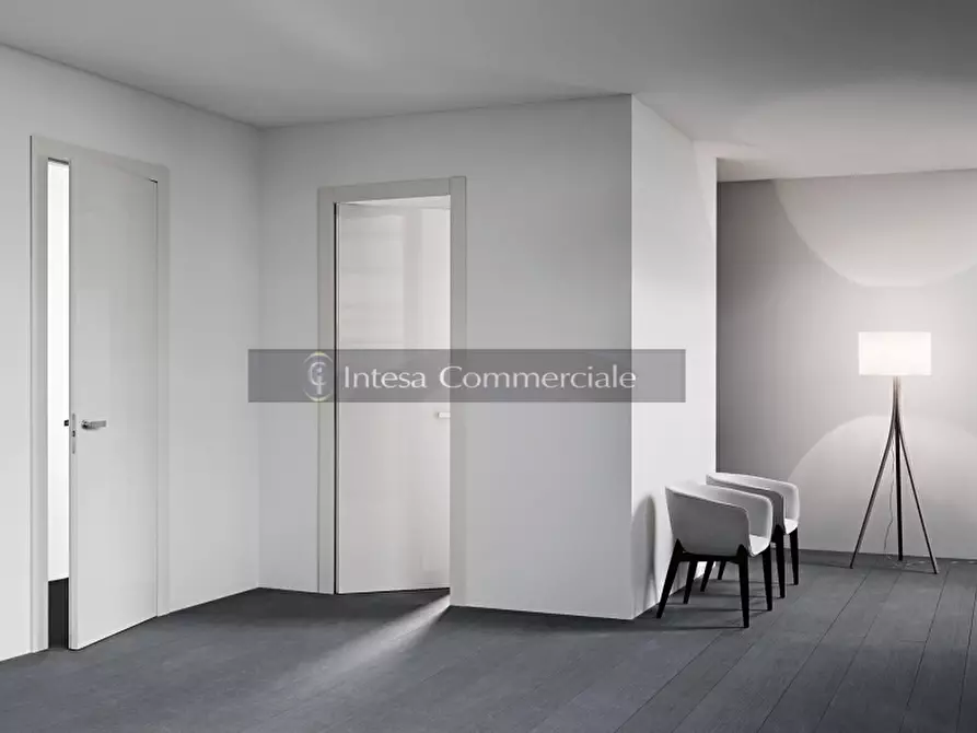 Immagine 15 di Appartamento in vendita  in VIA NENNI a Brescia