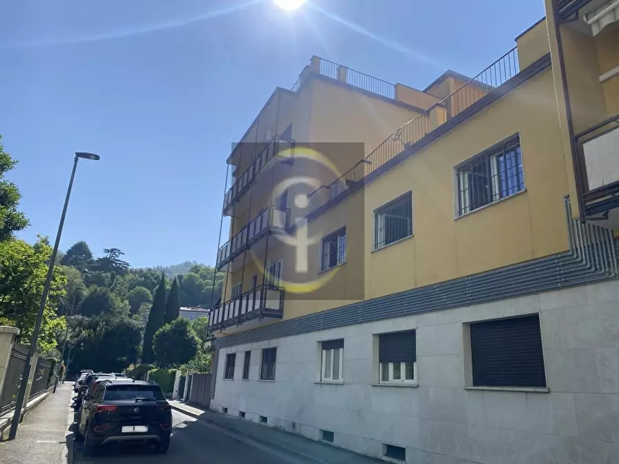 Immagine 5 di Appartamento in vendita  in VIA CROCIFISSA DI ROSA a Brescia