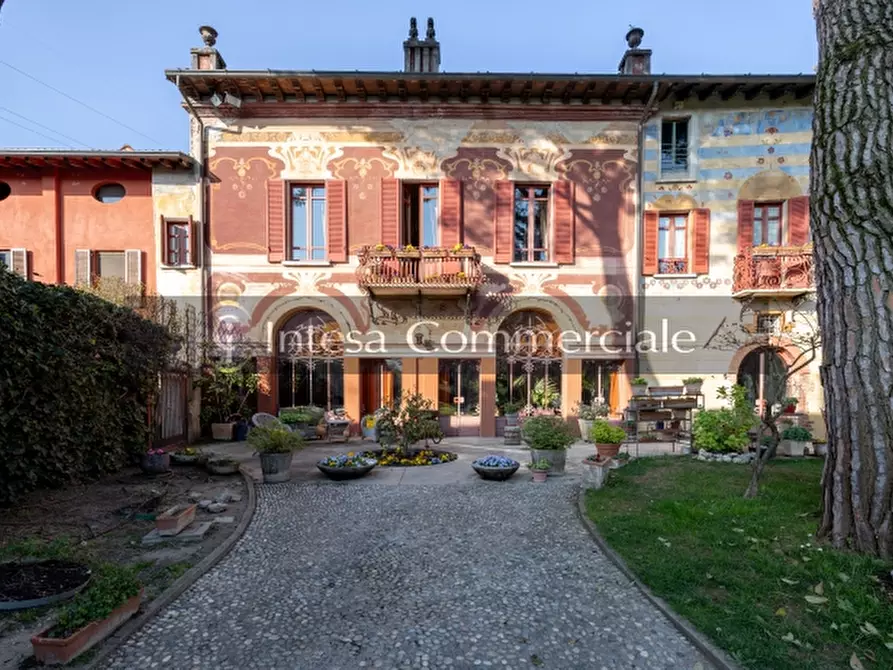 Immagine 27 di Palazzo in vendita  in BOVEZZO a Brescia