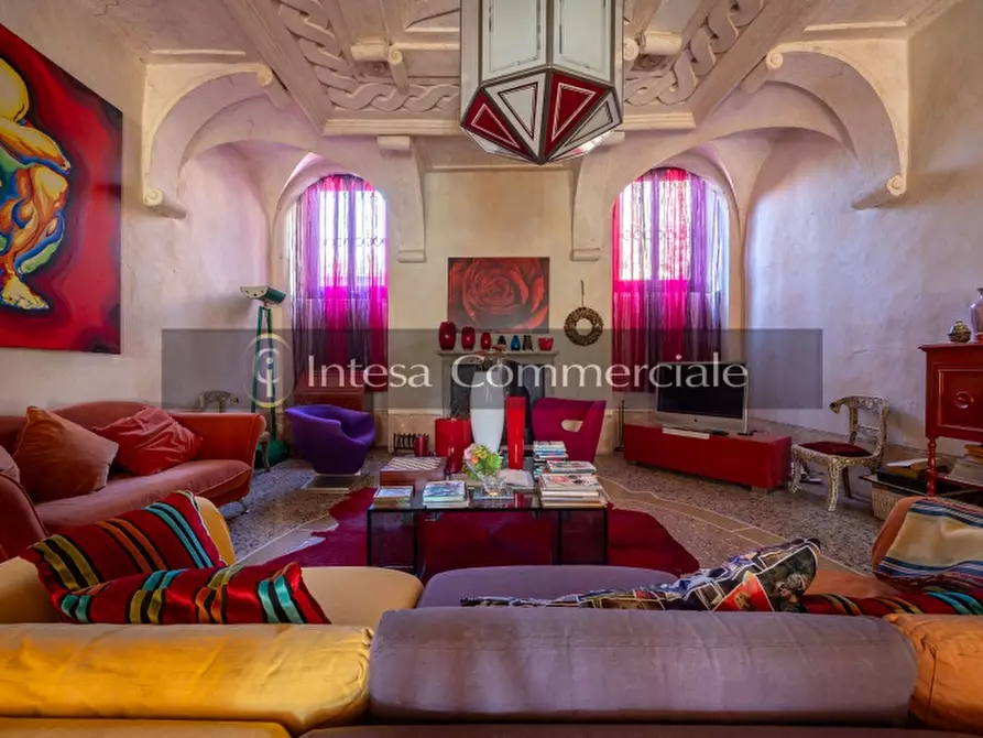 Immagine 4 di Palazzo in vendita  in BOVEZZO a Brescia