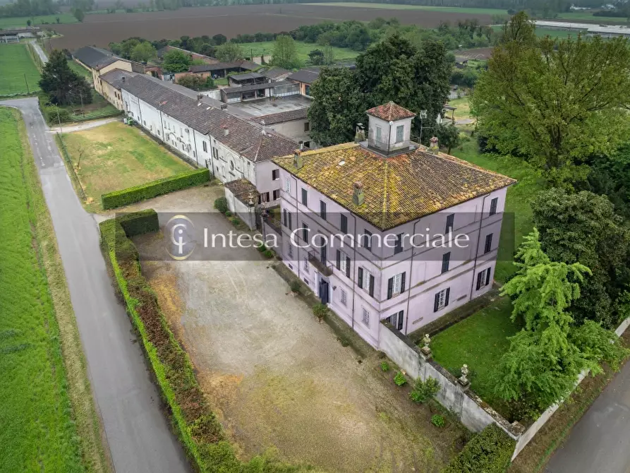 Immagine 16 di Palazzo in vendita  in VIA CASCINA VALLATE SERA a Verolanuova