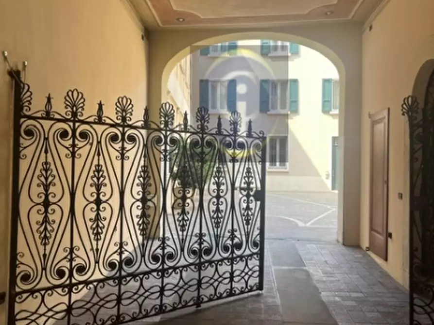 Immagine 2 di Posto auto in affitto  in VIA SAN MARTINO DELLA BATTAGLIA a Brescia